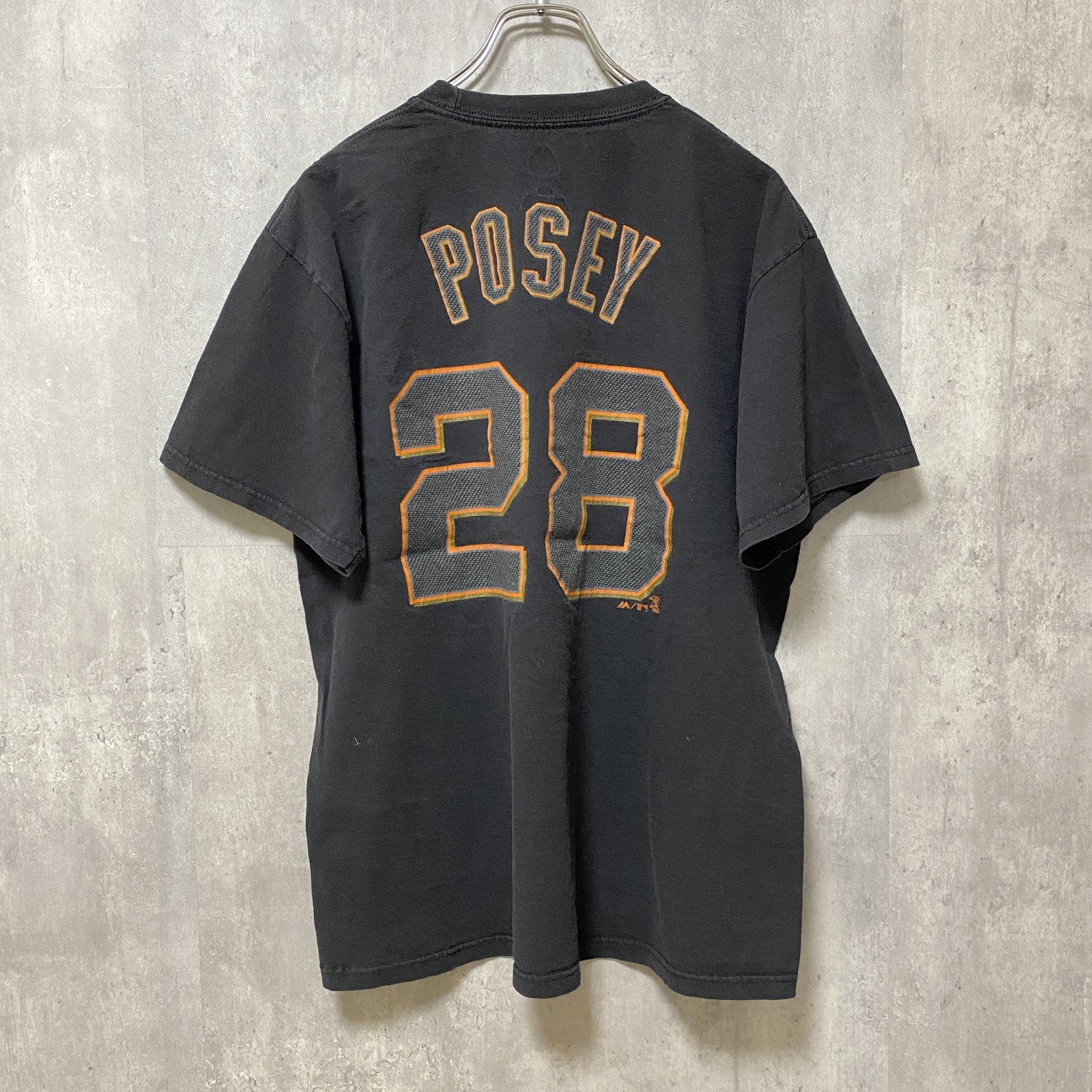 古着 used　MLB　GIANTS　ジャイアンツ　POSEY　半袖プリントTシャツ　黒　ブラック　オレンジ　Lサイズ