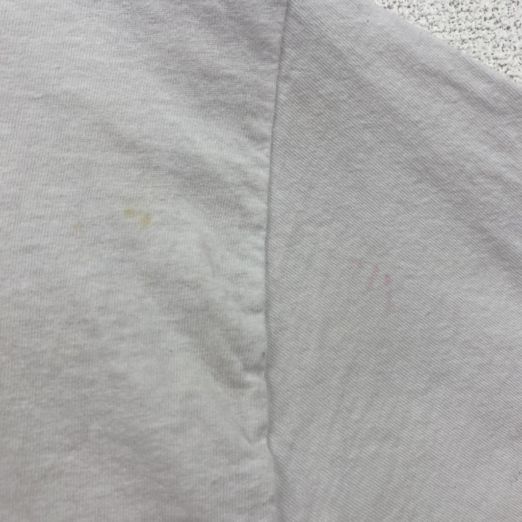 古着 used　NARUTO　ナルト疾風伝　半袖アニメプリントＴシャツ　キャラクターデザイン　白　ホワイト　Sサイズ