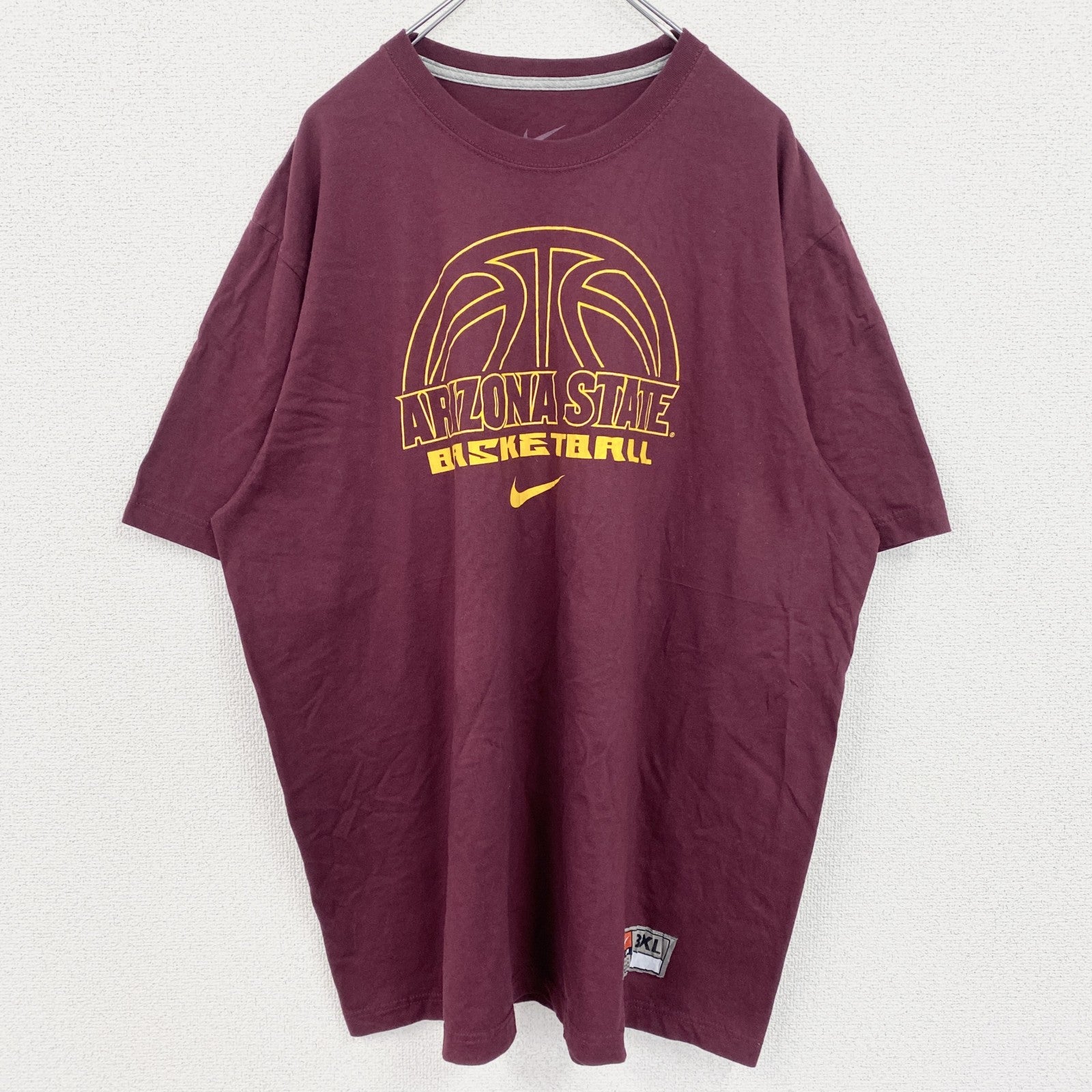 古着 used　NIKE　ナイキ　半袖カレッジプリントTシャツ　アリゾナ大学　バスケットボール　ワインレッド　3XLサイズ