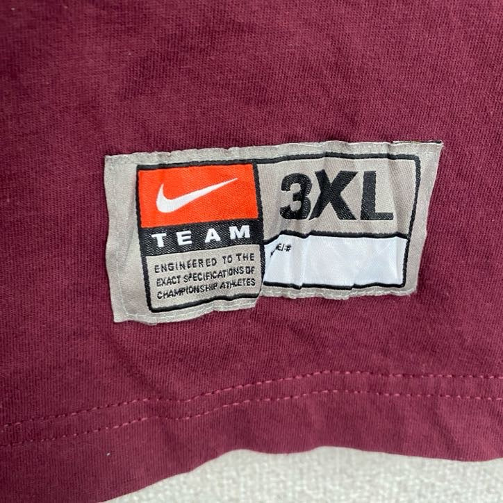 古着 used　NIKE　ナイキ　半袖カレッジプリントTシャツ　アリゾナ大学　バスケットボール　ワインレッド　3XLサイズ