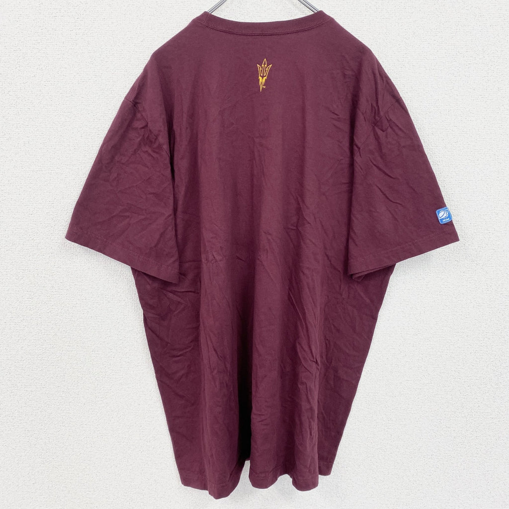 古着 used　NIKE　ナイキ　半袖カレッジプリントTシャツ　アリゾナ大学　バスケットボール　ワインレッド　3XLサイズ