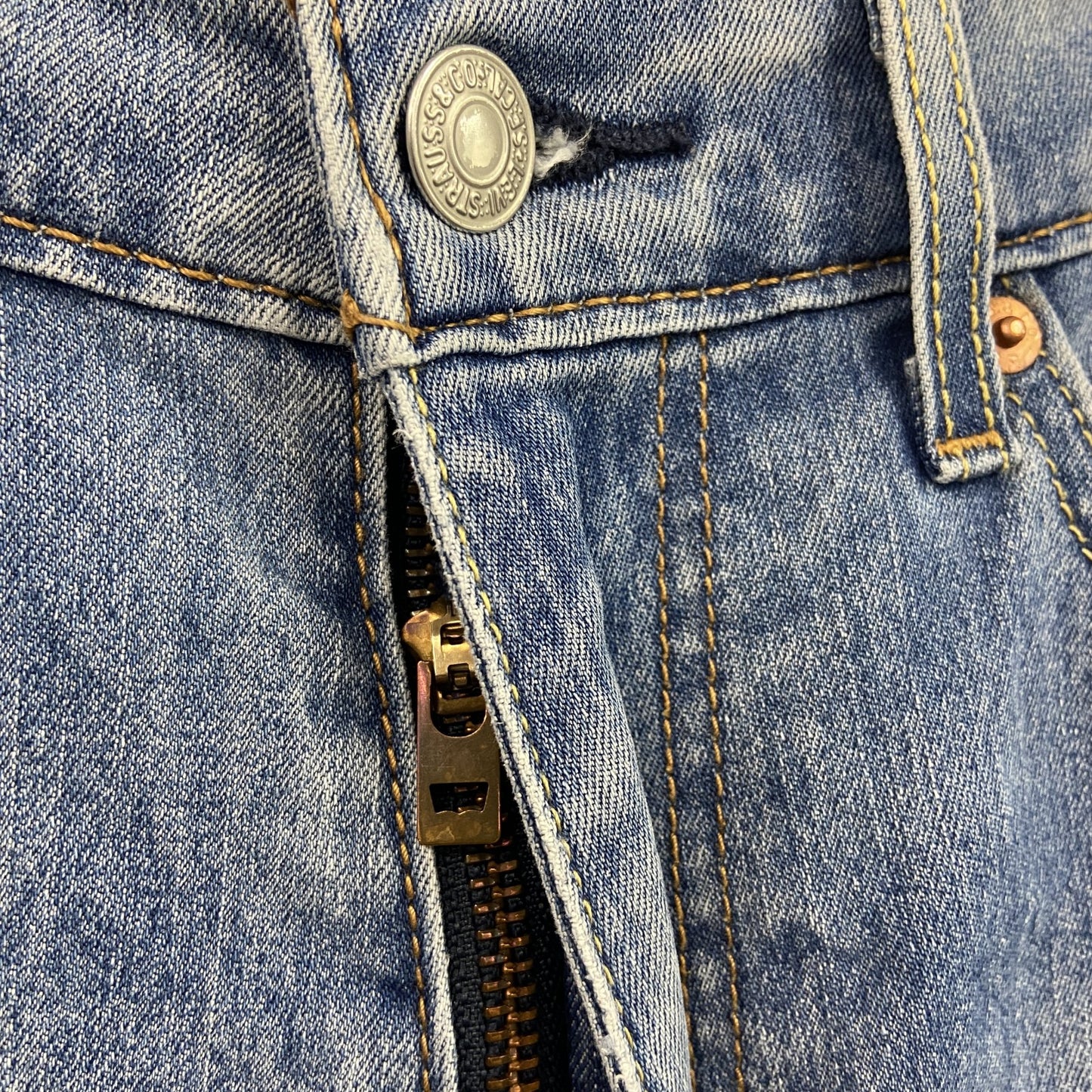 Levi's　リーバイス　512　デニムパンツ/ジーンズ　ジップフライ　黒　ブラック　W31サイズ