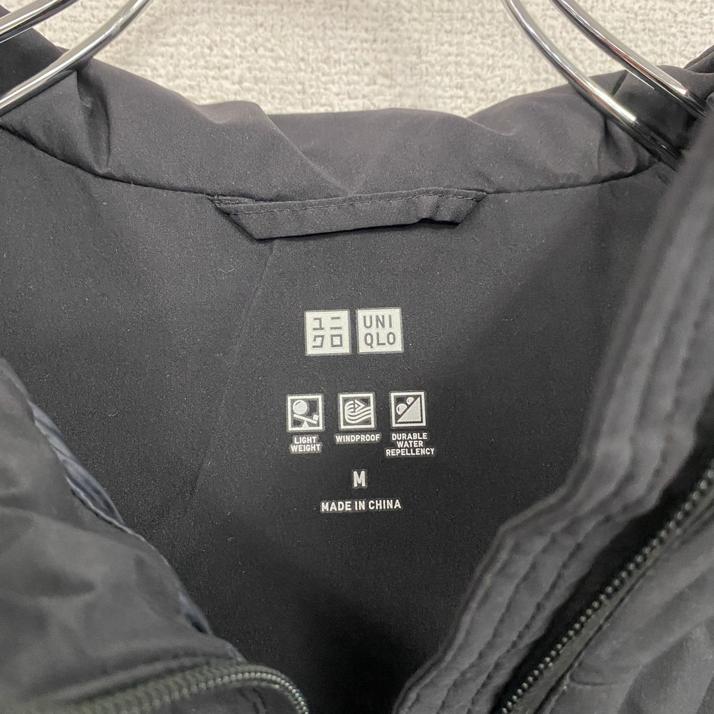 UNIQLO　ユニクロ　シームレスダウンショートコート　ダウン90%　黒　ブラック　Mサイズ