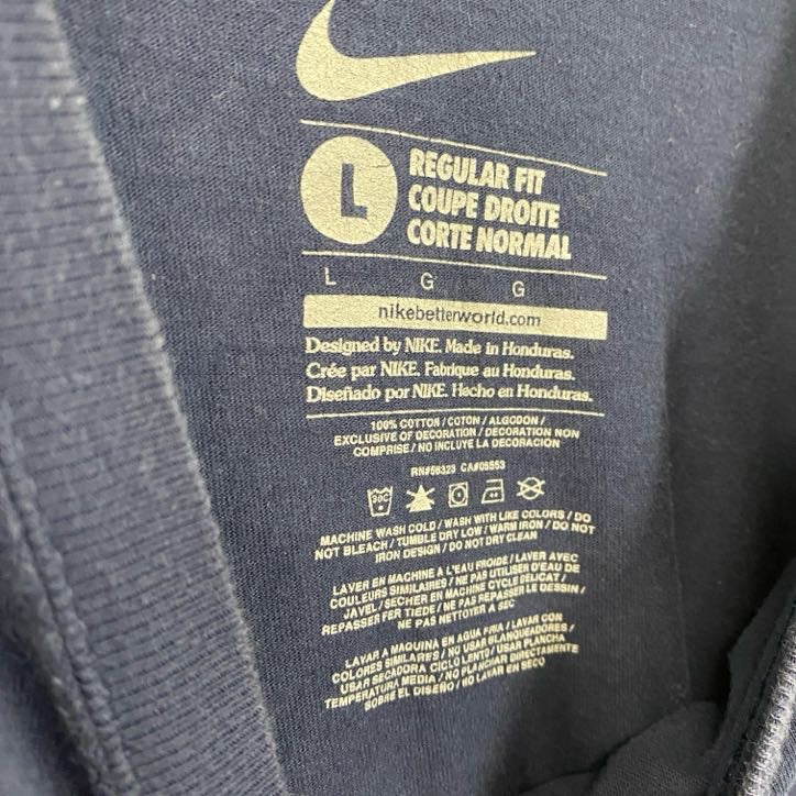 古着 used　NIKE　ナイキ　半袖プリントクルーネックTシャツ　ILLINI　ネイビー　カジュアルデザイン　Lサイズ
