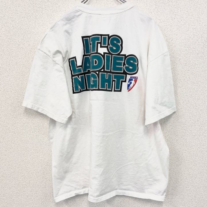 古着 used　champion　チャンピオン　WNBA　半袖プリントTシャツ　女子バスケットボール　2XLサイズ