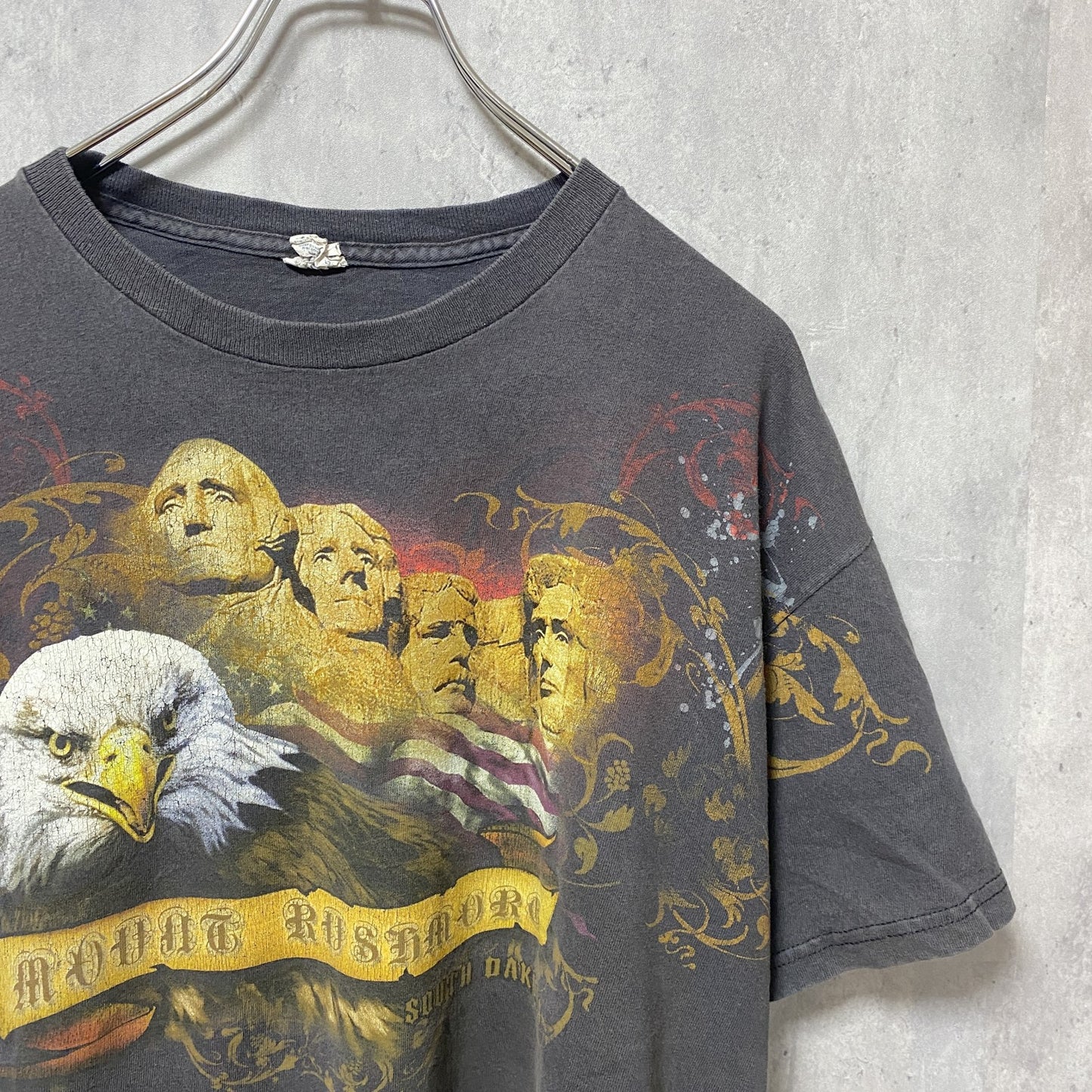 古着 used　DELTA　半袖アニマル柄プリントTシャツ　USA国旗　レトロデザイン　クルーネック　黒　ブラック　Lサイズ