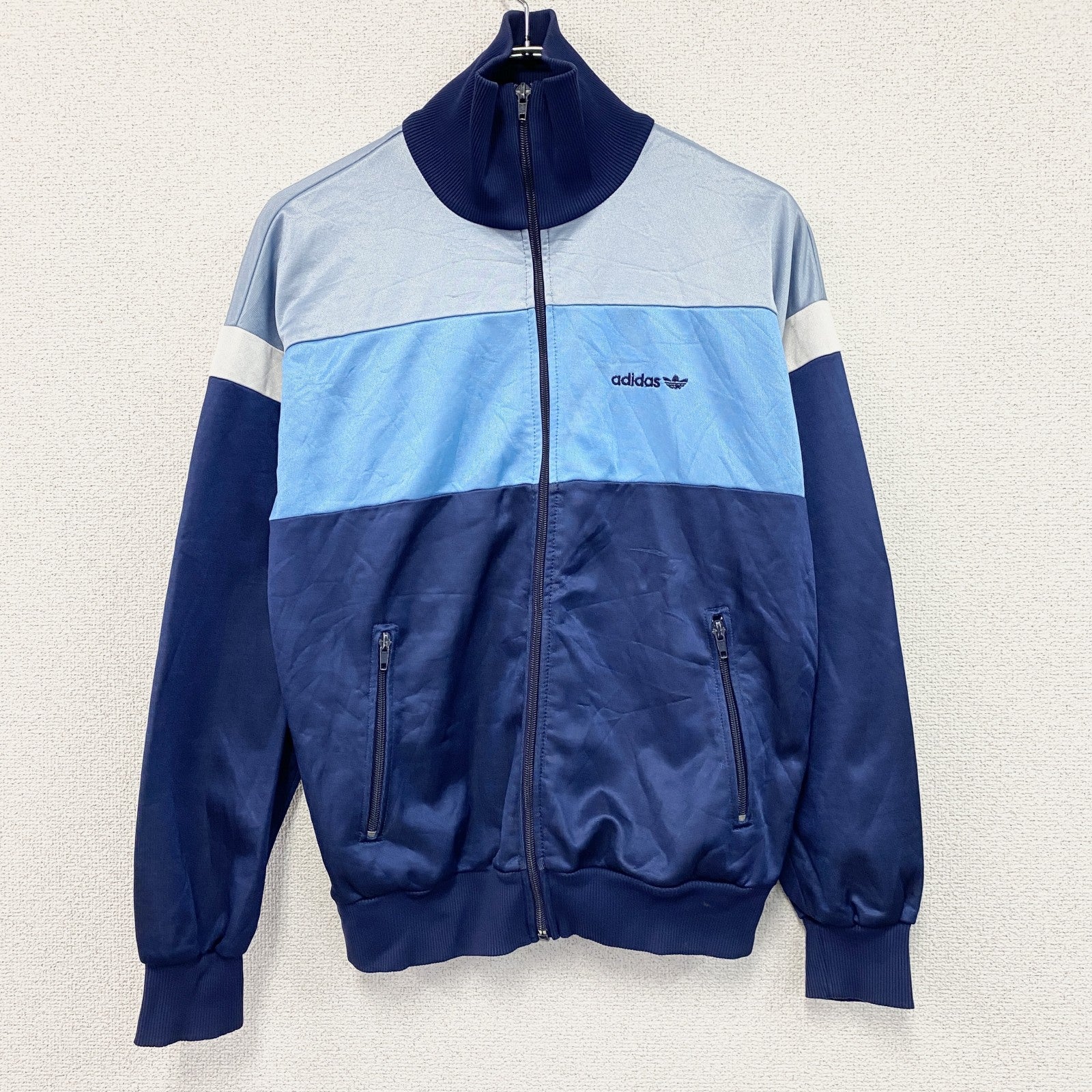 adidas　アディダス　トラックジャケット/ジャージ　トレフォイルロゴ　ワンポイント　マルチカラー　紺　ネイビー　青　ブルー