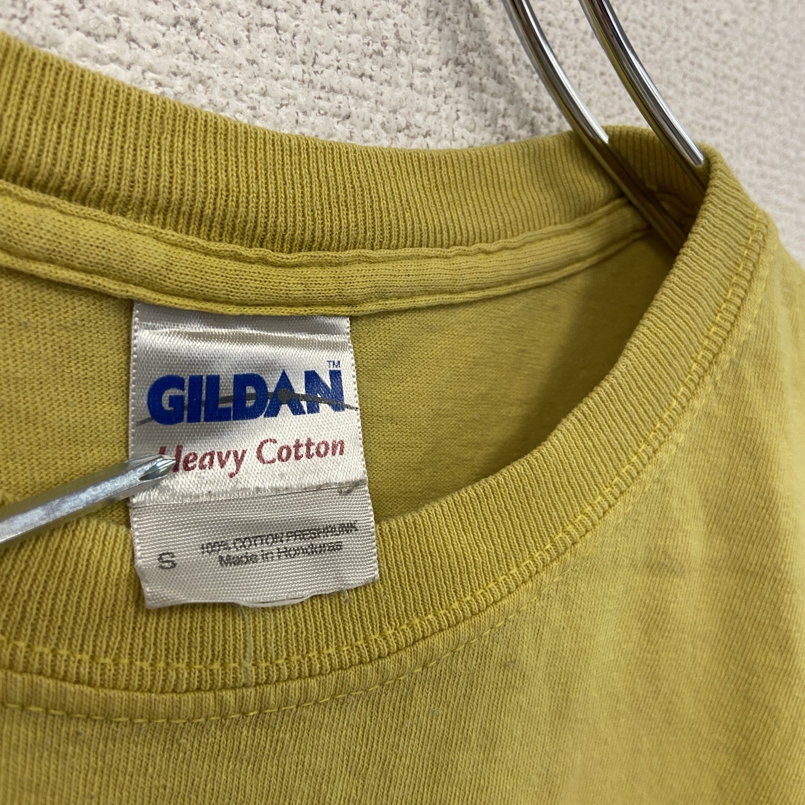 GILDAN　ギルダン　Smokie　スモーキー　半袖プリントバンドTシャツ　Who the Fuck is Alice　黄色　イエロー　Sサイズ