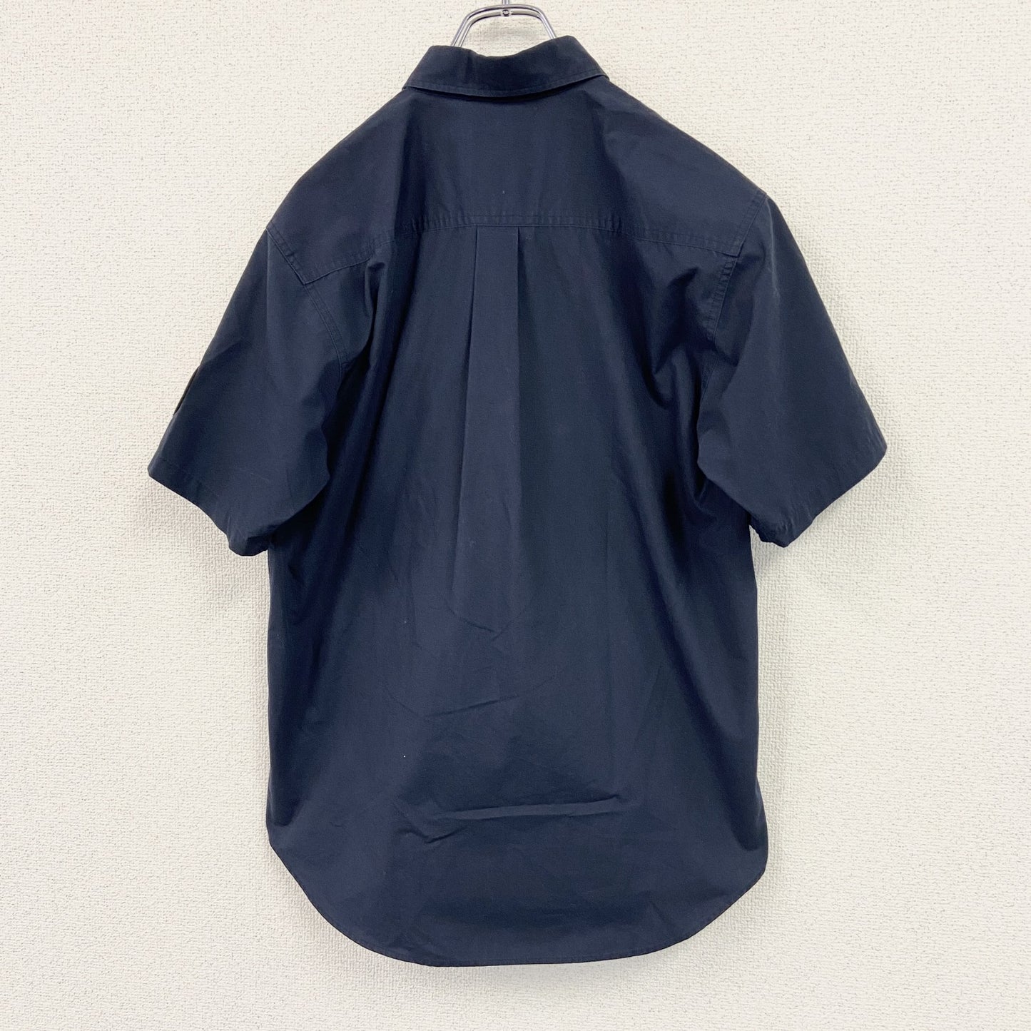 NEVER SEEN THING　半袖シャツ　ワッペン刺繡　紺　ネイビー　Mサイズ