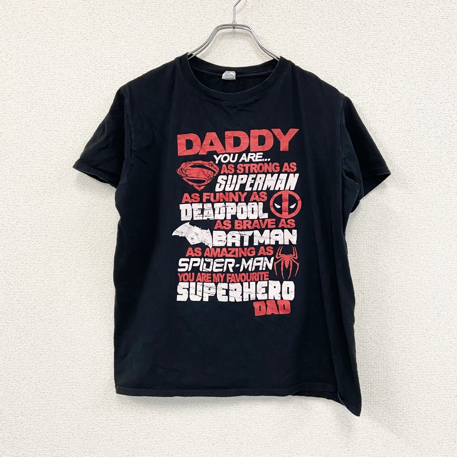 GILDAN　ギルダン　DCコミックス　半袖アニメプリントTシャツ　superhero　黒　ブラック　Lサイズ