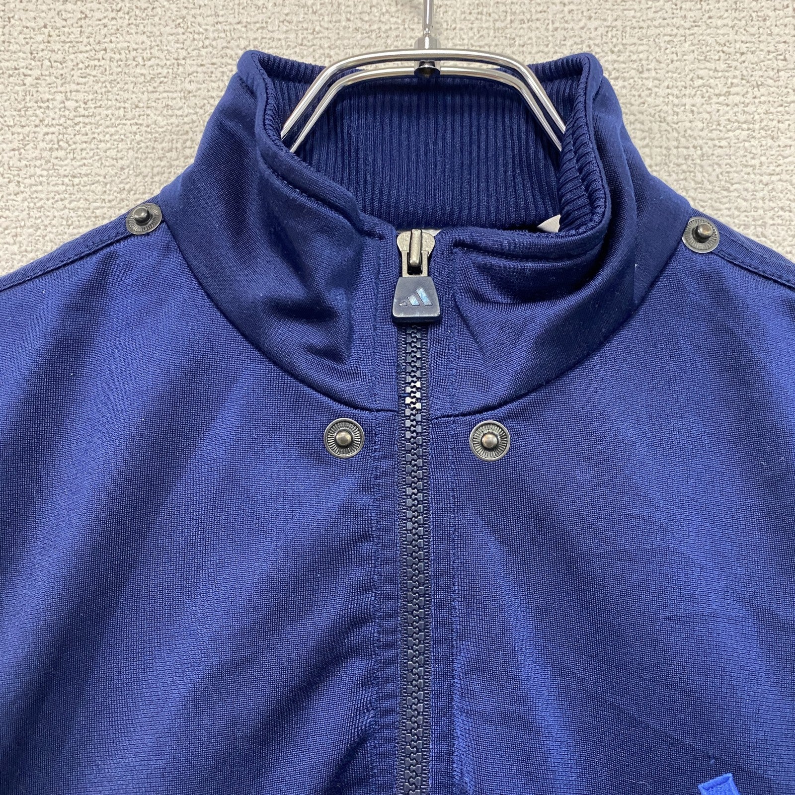 90s　adidas　アディダス　トラックジャケット/ジャージ　パフォーマンスロゴ　刺繍ロゴ　デカロゴ　紺　ネイビー　Mサイズ