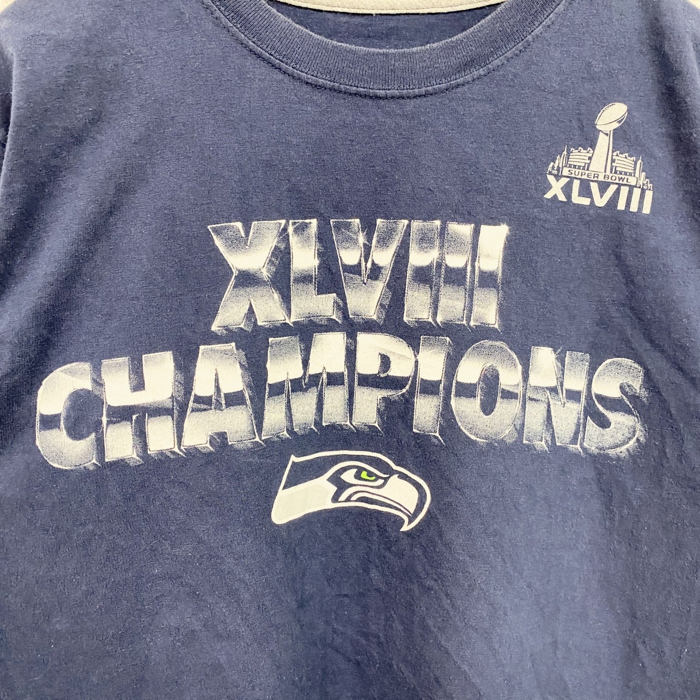 古着 used　NIKE　ナイキ　半袖クルーネックプリントＴシャツ　シアトルシーホークス　フットボール　ネイビー　Sサイズ