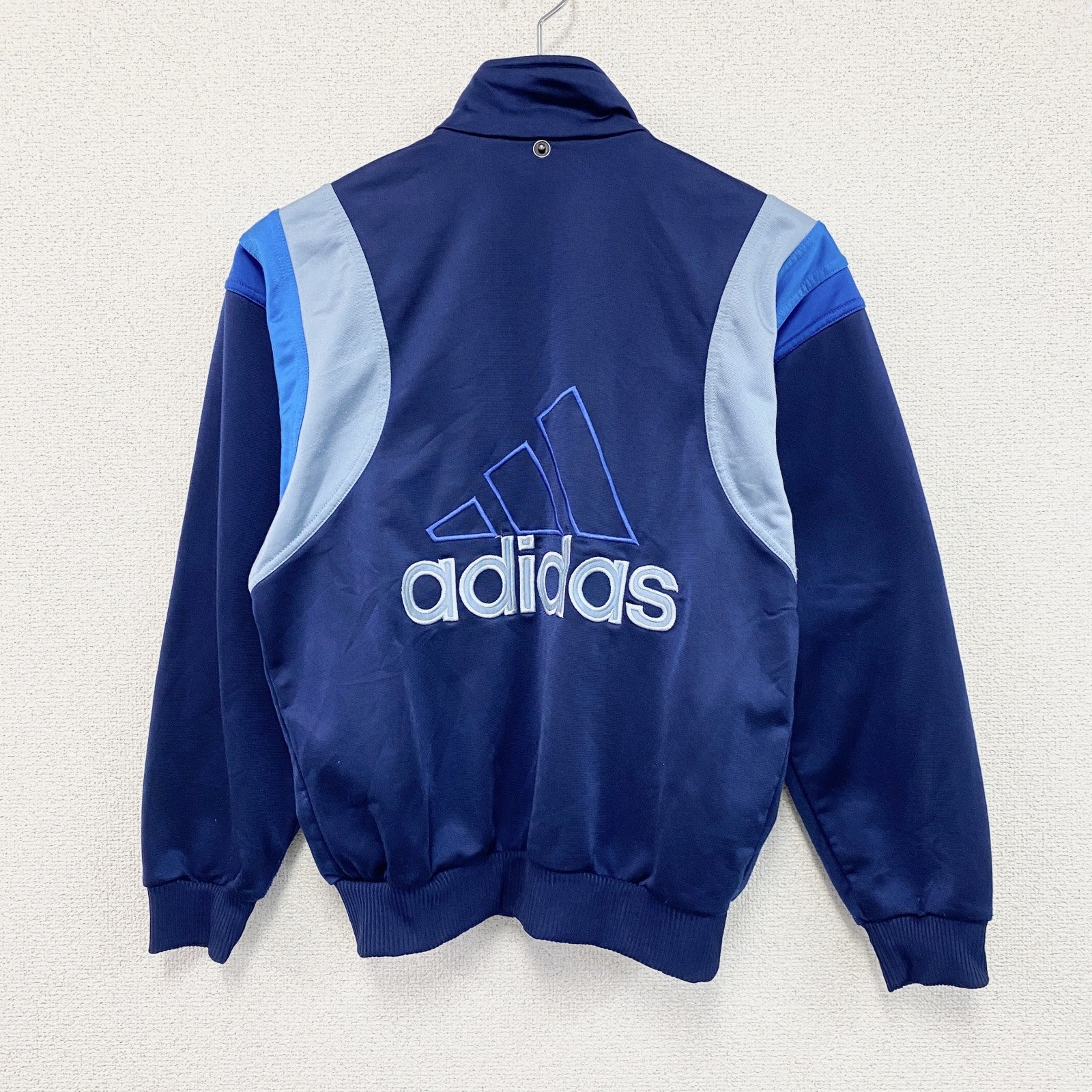 90s　adidas　アディダス　トラックジャケット/ジャージ　パフォーマンスロゴ　刺繍ロゴ　デカロゴ　紺　ネイビー　Mサイズ