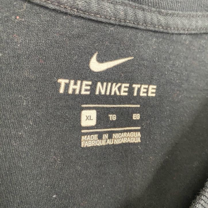 古着 used　NIKE　ナイキ　半袖クルーネックプリントTシャツ　BEAST　黒　ブラック　カジュアルデザイン　XLサイズ