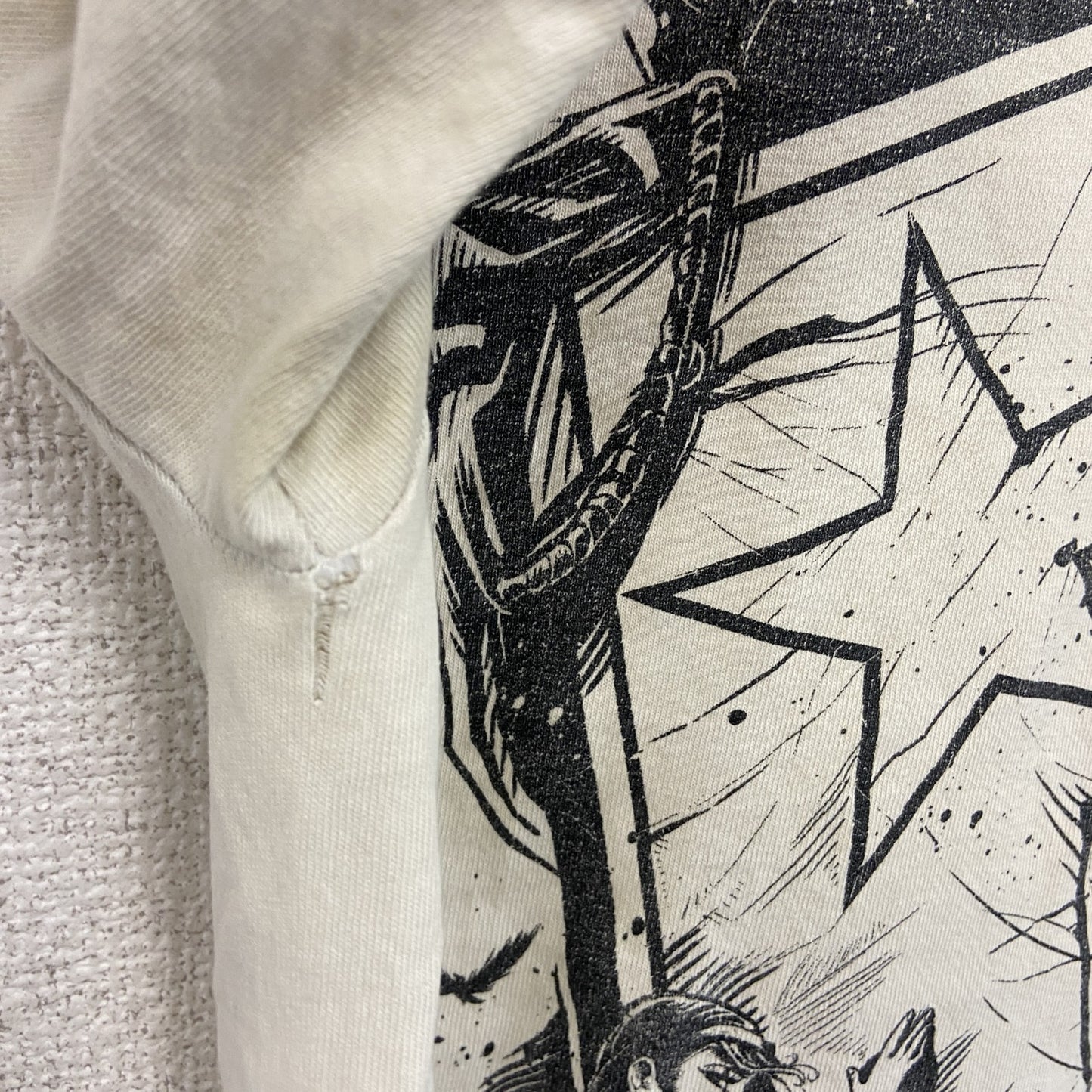 00s　FAMOUS STARS AND STRAPS　半袖プリントTシャツ　ヴィンテージ　白　ホワイト　Sサイズ