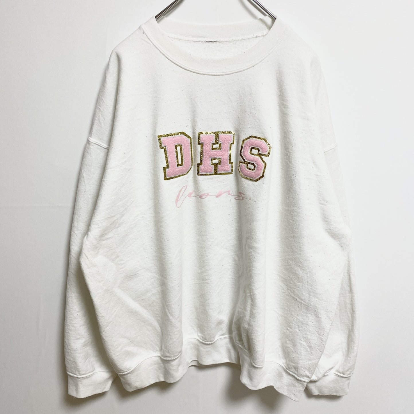 古着 used　DHS　長袖ワッペンスウェット　トレーナー　白　ホワイト　クルーネック　レトロデザイン　秋冬服　ビッグシルエット