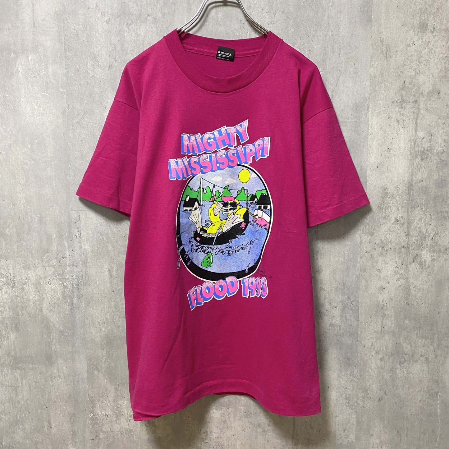古着 used 90s USA製　ヴィンテージ　半袖プリントTシャツ　シングルステッチ　ピンク　レトロデザイン　Lサイズ
