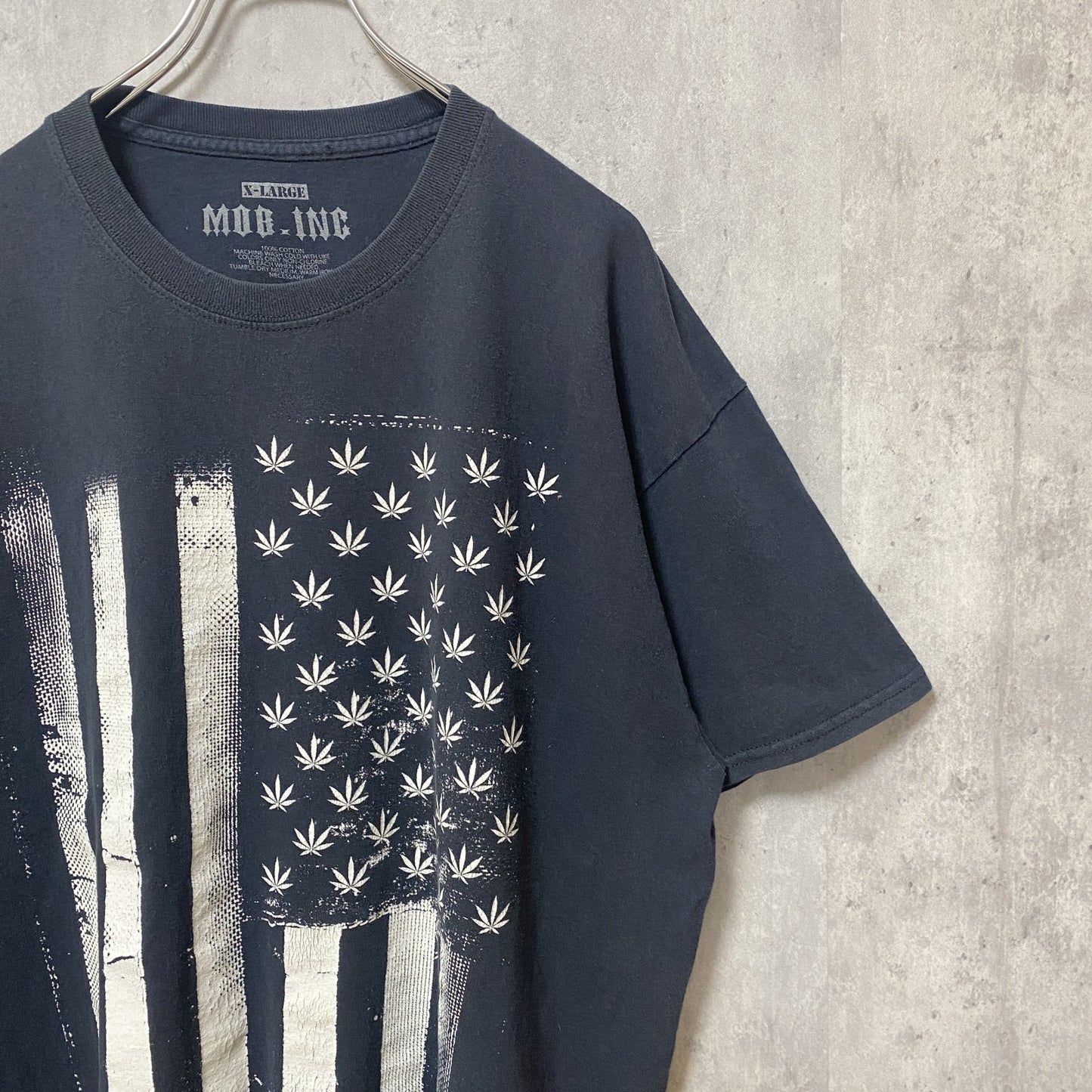 古着 used　MOB INK　半袖プリントTシャツ　アメリカ　国旗　黒　ブラック　レトロデサイン　ビッグシルエット　XLサイズ