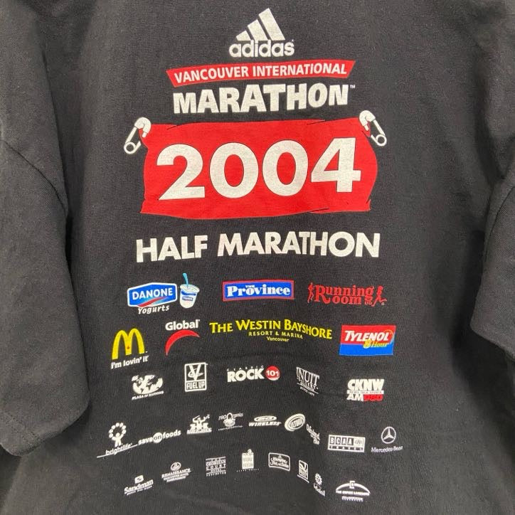 古着 used　00s　Adidas　アディダス　半袖プリントTシャツ　バンクーバー　ハーフマラソン　黒　ブラック　Sサイズ