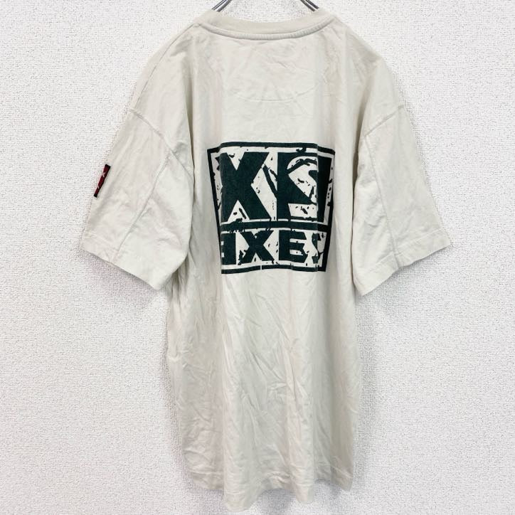 古着 used　半袖バックプリントTシャツ　クルーネック　白　ホワイト　カジュアルデザイン　シンプル