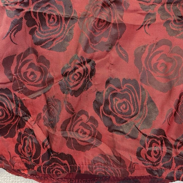 古着 used　長袖プリントシャツ　バラ　ローズ　花　フラワー　総柄　赤　黒　ディープレッド　ブラック　アート　XLサイズ