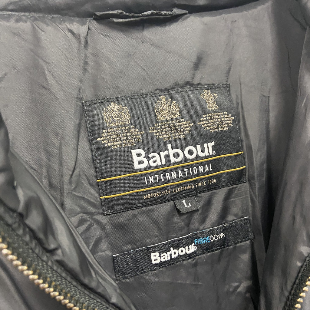 Barbour　バブアー　INTERNATIONAL　インターナショナル　フルジップ中綿ジャケット　黒　ブラック　Lサイズ