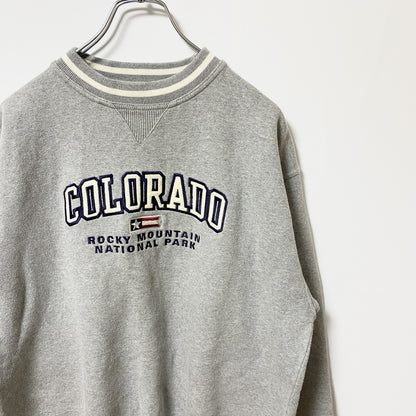 古着 used　90s　COLORADO　長袖刺繍リンガースウェット　トレーナー　ロッキー山脈　グレー　ヴィンテージ　Mサイズ