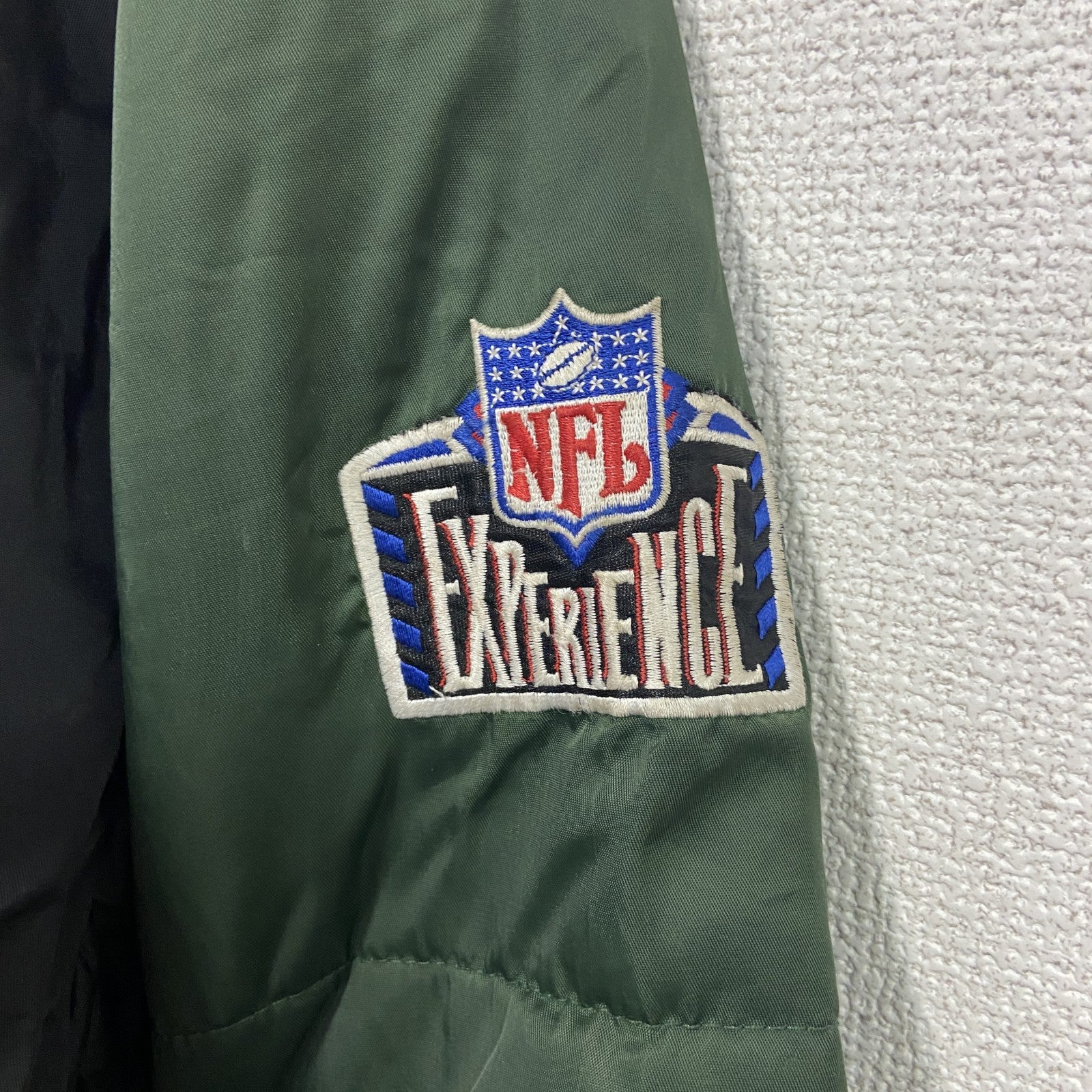 90s～　PRO PLAYER　NFL　PACKERS　フルジップナイロンジャケット　ヴィンテージ　緑　グリーン　Mサイズ