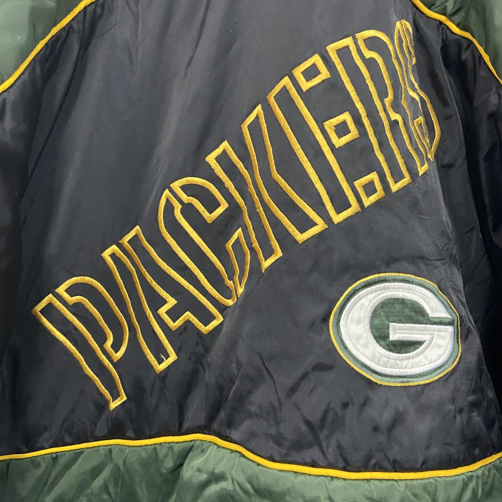 90s～　PRO PLAYER　NFL　PACKERS　フルジップナイロンジャケット　ヴィンテージ　緑　グリーン　Mサイズ