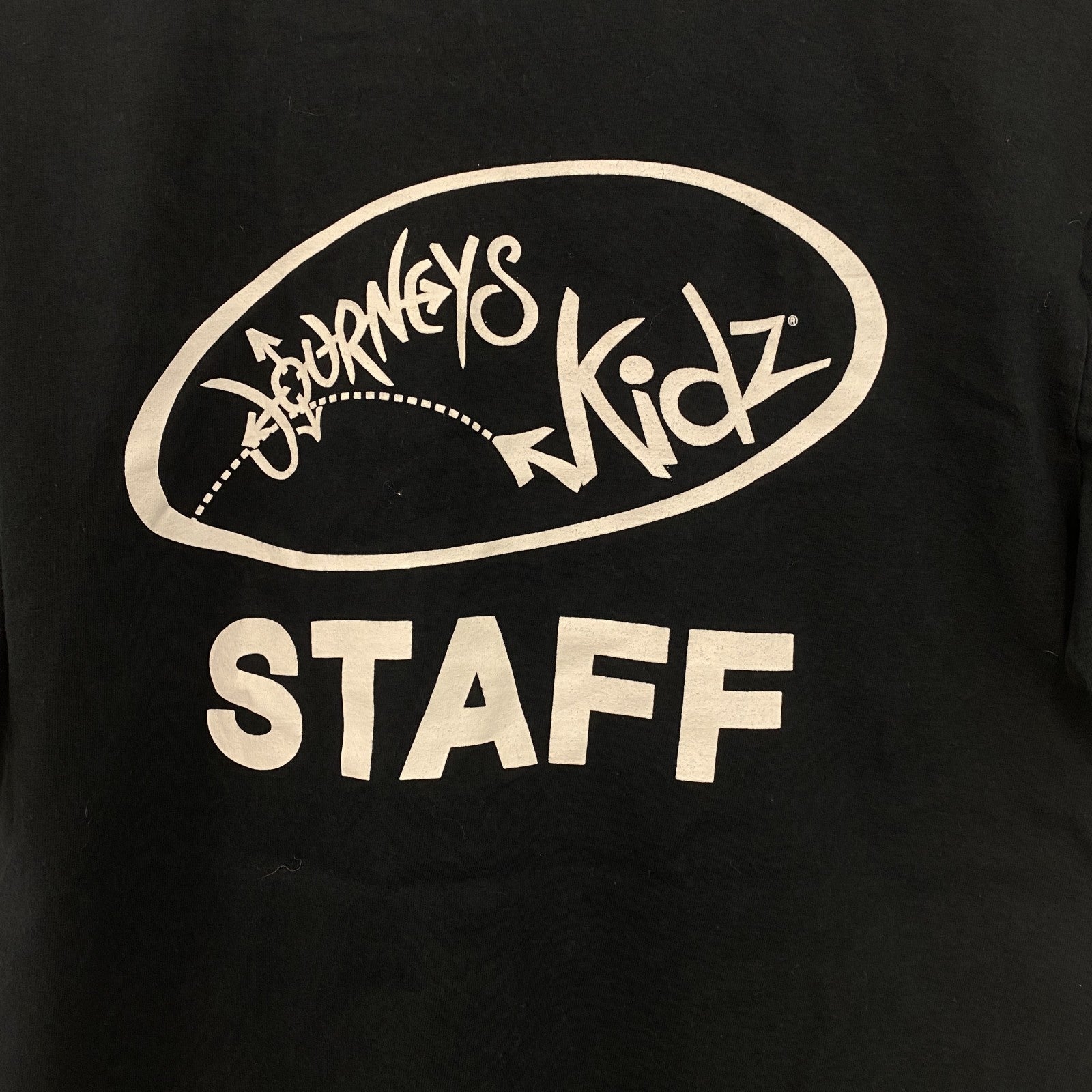 古着 used　adidas　アディダス　半袖プリントTシャツ　STAFF　カジュアルデザイン　レトロ　ブラック　黒　Sサイズ