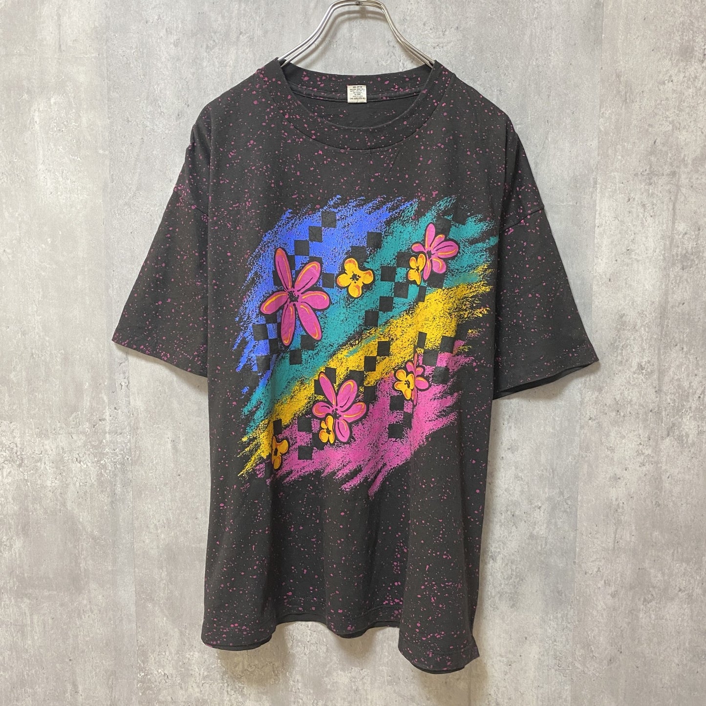 古着 used　90s　ヴィンテージ　半袖プリントTシャツ　USA製　シングルステッチ　花　黒　ブラック　オーバーサイズ