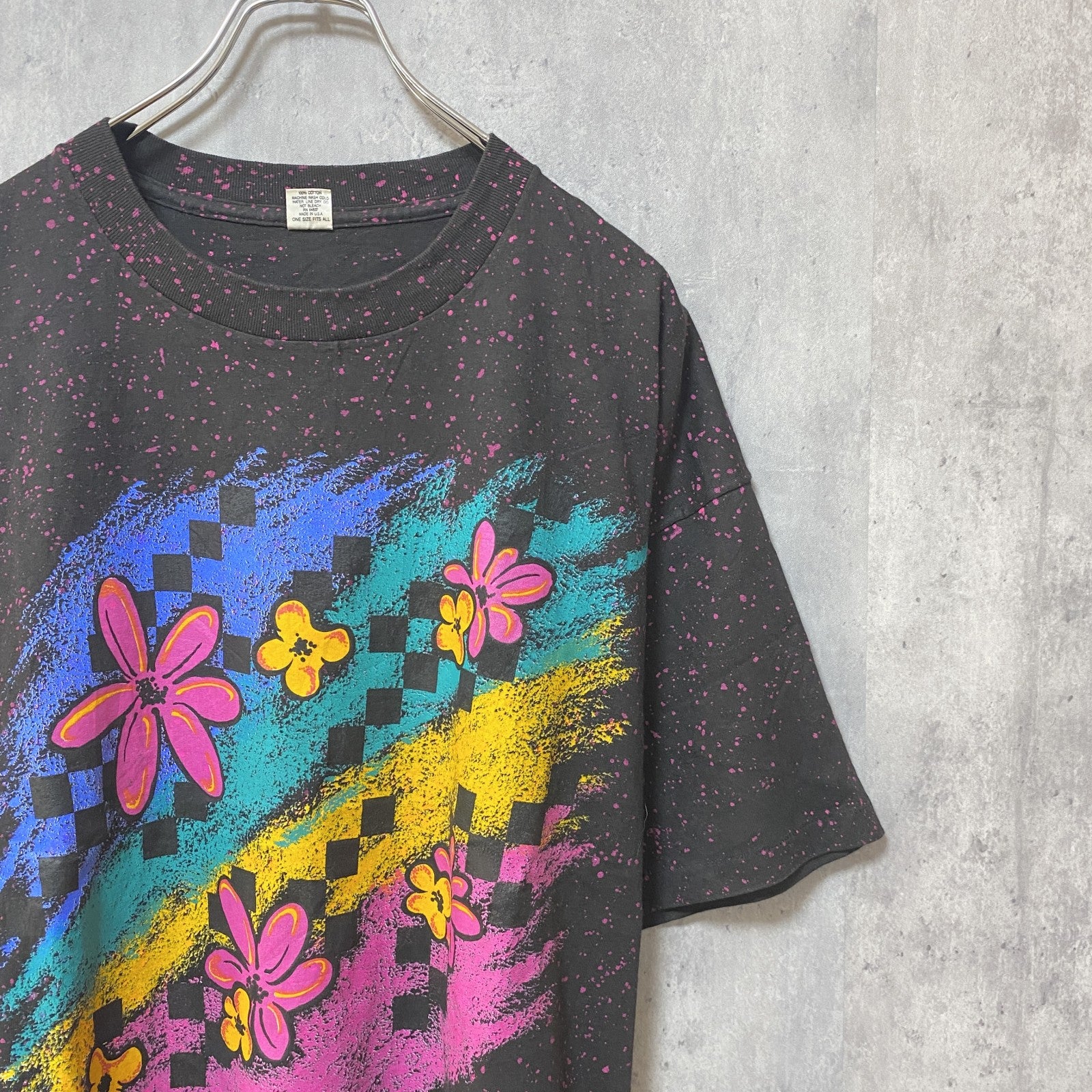 古着 used　90s　ヴィンテージ　半袖プリントTシャツ　USA製　シングルステッチ　花　黒　ブラック　オーバーサイズ