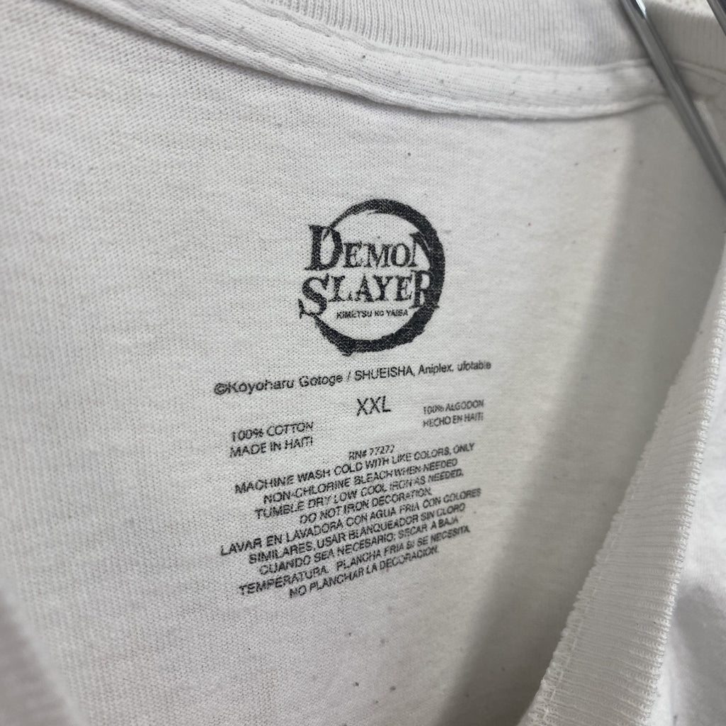 古着 used　DEMON SLAYER　半袖アニメプリントTシャツ　鬼滅の刃　カジュアルデザイン　クルーネック　白　XXLサイズ