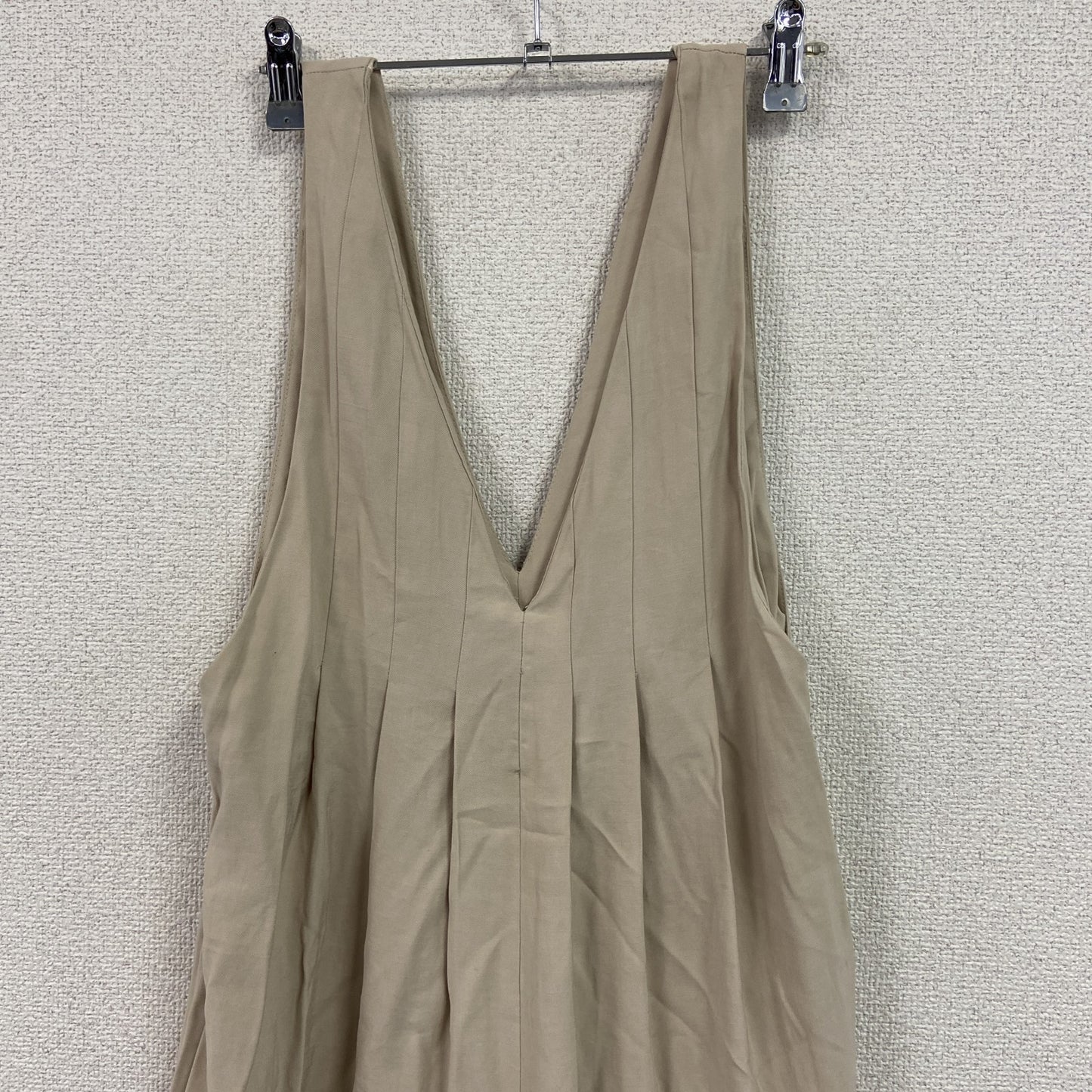 ZARA　ザラ　ダーツディティールオーバーオール/つなぎ　ベージュ　24サイズ