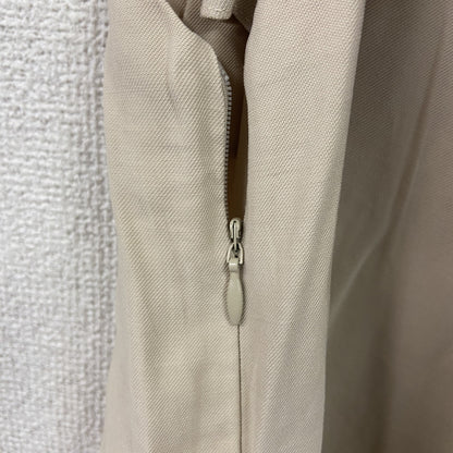 ZARA　ザラ　ダーツディティールオーバーオール/つなぎ　ベージュ　24サイズ