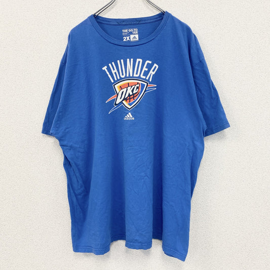 古着 used　adidas アディダス　半袖プリントTシャツ　オクラホマシティ サンダー　バスケ　クルーネック　青　2XLサイズ