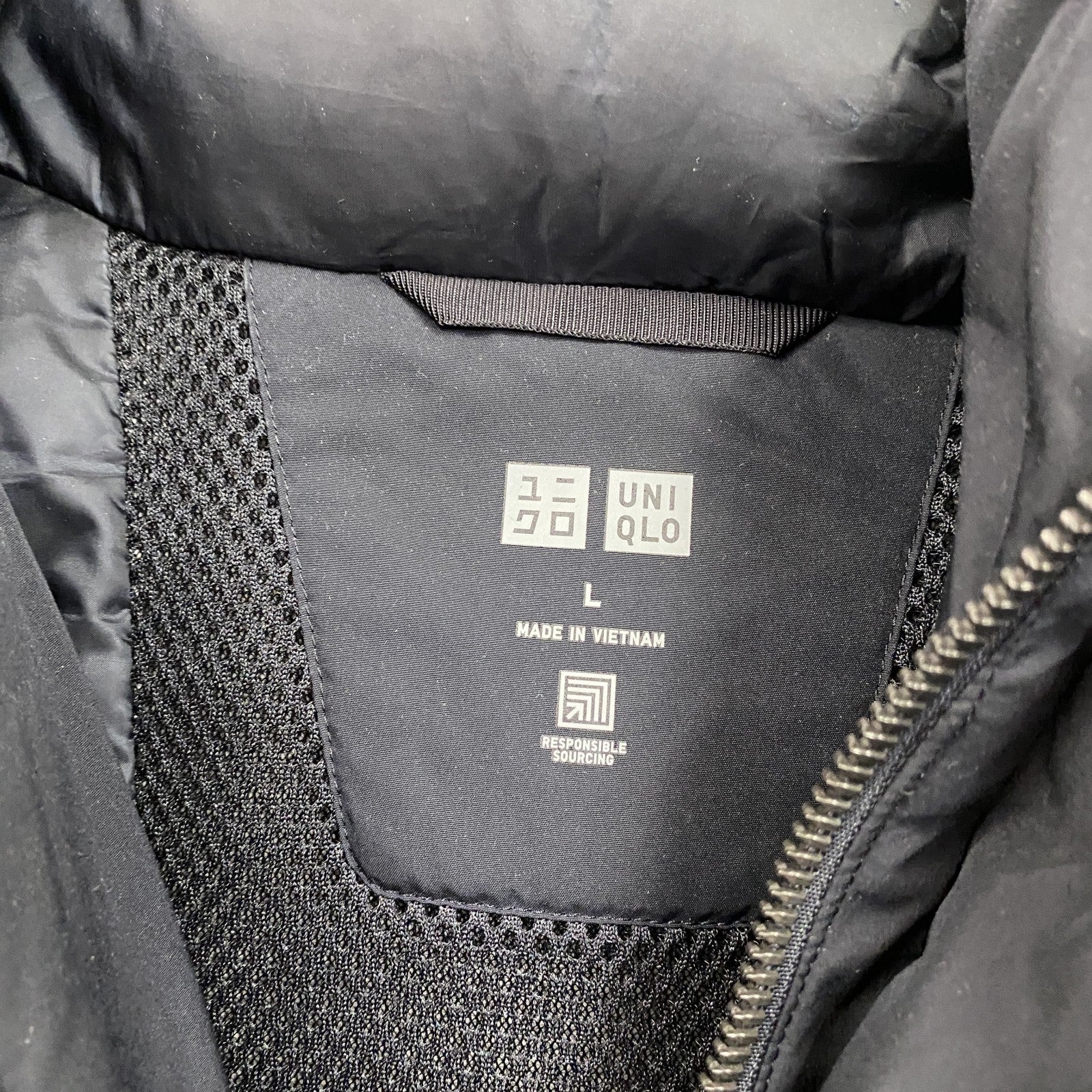 UNIQLO　ユニクロ　ハイブリッドダウンコート　ダウン90%　比翼仕立て　黒　ブラック　Lサイズ