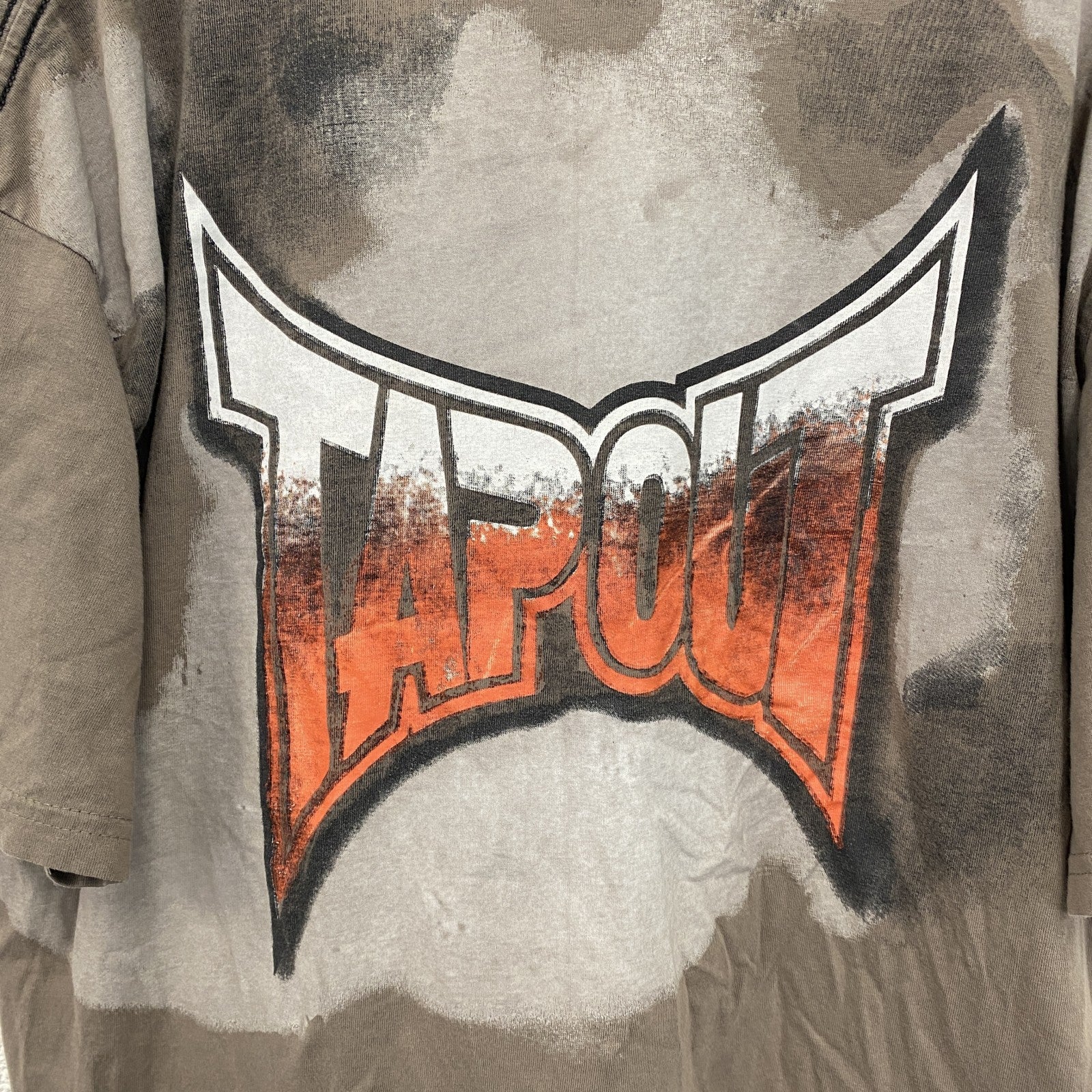 古着 used　TAPOUT タップアウト　半袖プリントTシャツ　カジュアルデザイン　コブラ　茶色　クルーネック　XLサイズ