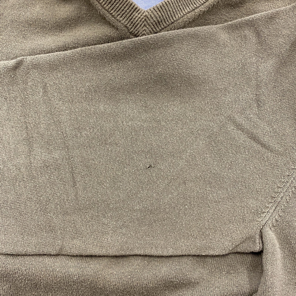 古着　used　TOMMY HILFIGER トミーヒルフィガー　長袖Vネックニット　セーター　カーキ　ワンポイントロゴ　Lサイズ