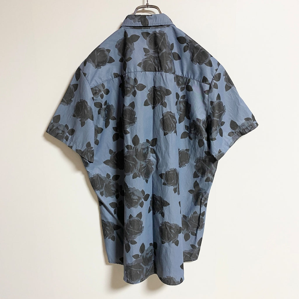 古着 used　半袖総柄シャツ　花柄　アロハシャツ　バラ　青　ブルー　レトロデザイン　ビックシルエット　XXLサイズ