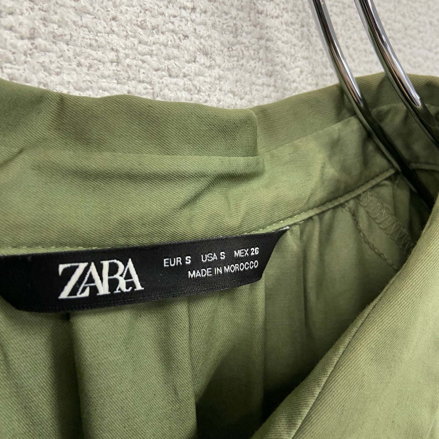 ZARA　ザラ　長袖ワンピース　ラグランスリーブ　緑　グリーン　Sサイズ