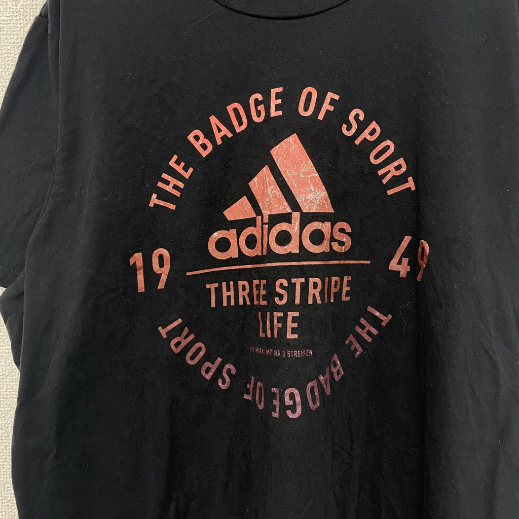 古着 used　adidas アディダス　半袖プリントTシャツ　スリー ストライプ　カジュアル　クルーネック　黒　XLサイズ