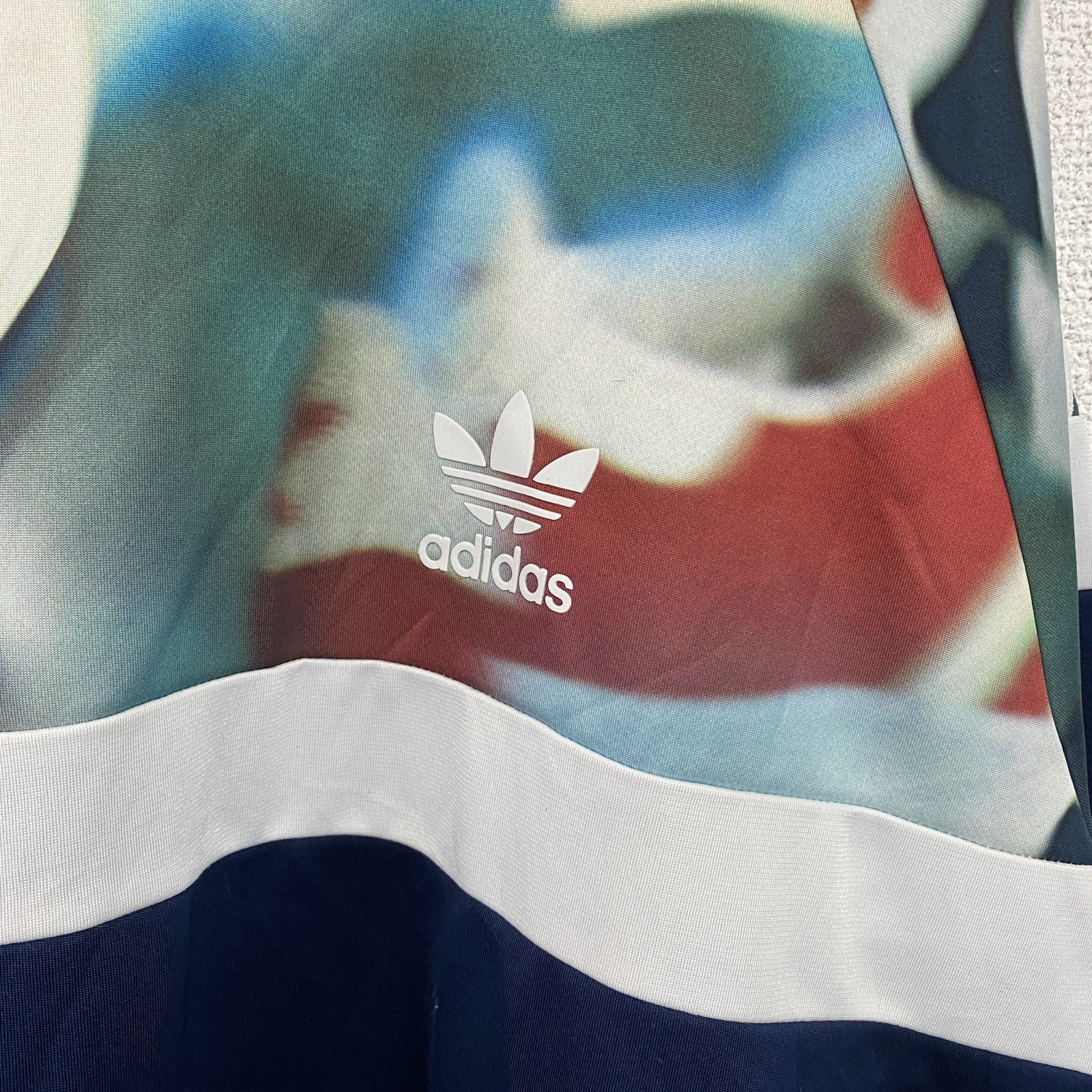 古着 used　adidas　アディダス　グラフィックプリントトレーナー　スーパースター　カジュアルデザイン　レトロ　青　Lサイズ
