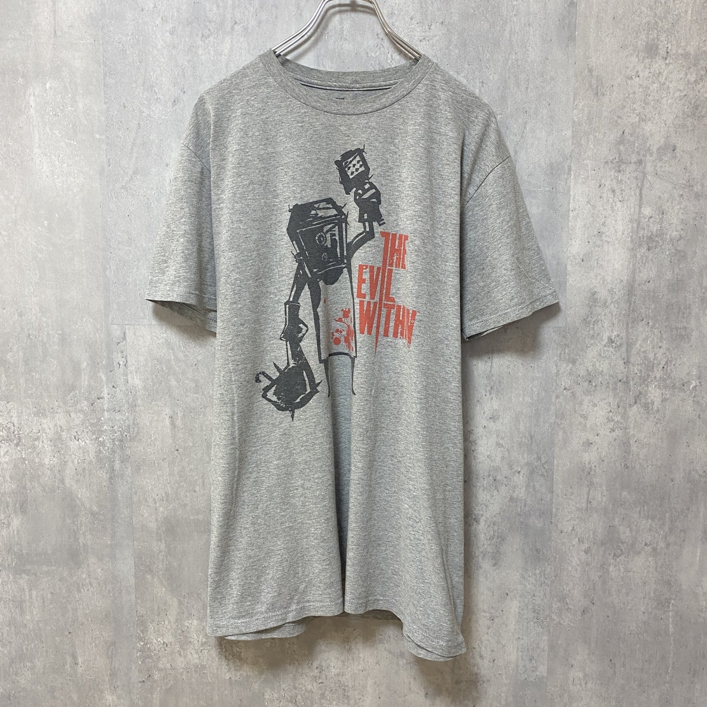 古着 used　The Evil Within　半袖　プリントTシャツ　グレー　キャラクター　ロゴT　レトロ　デザイン　ストリート　クルーネック　春夏服　メンズ　レディース