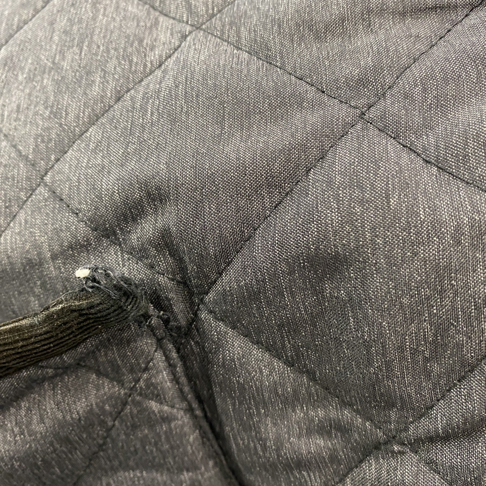Eddie Bauer　エディーバウアー　キルティングジャケット　中綿入り　3つポケット　灰色　グレー　XLサイズ