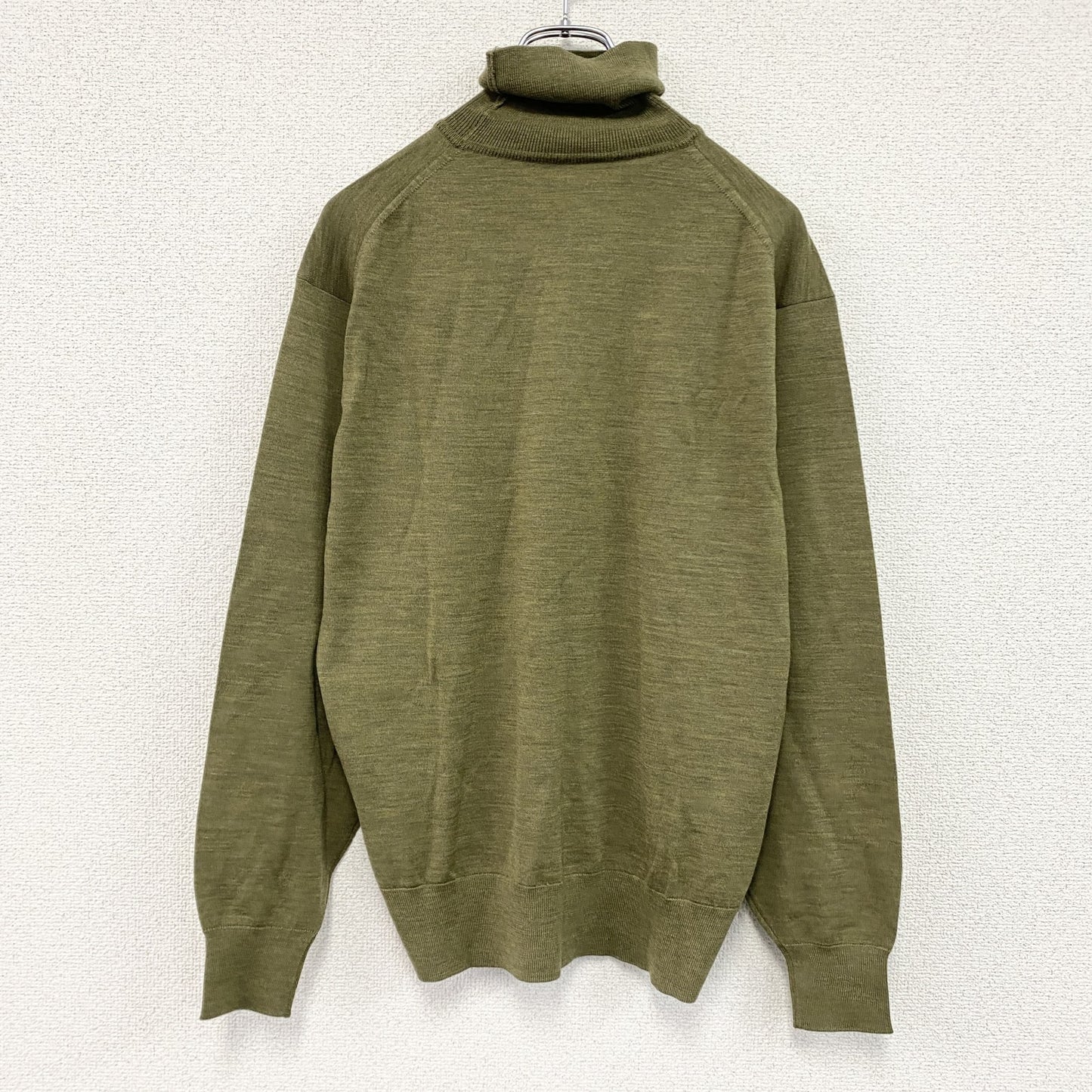 DAKS LONDON　ダックス ロンドン　タートルネックニットセーター　カーキ　40サイズ