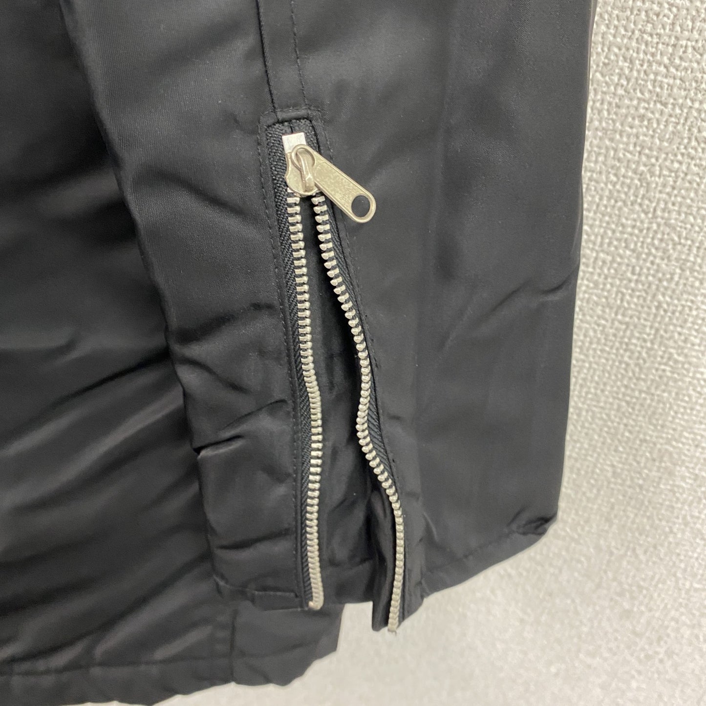 GUESS U.S.A　ゲスユーエスエー　ナイロンダブルライダースジャケット　中綿入り　黒　ブラック　Mサイズ