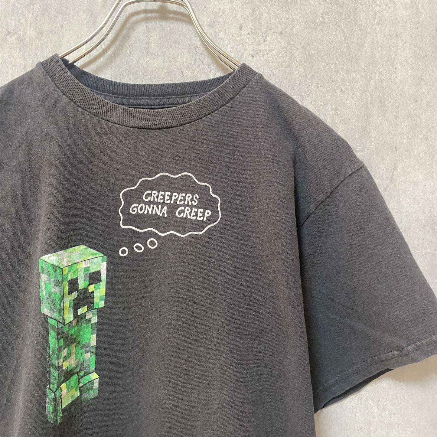 古着 used　MINECRAFT マインクラフト　半袖ゲームプリントTシャツ　黒　ブラック　クリーパー　キャラクター　レトロ