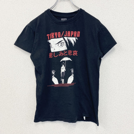 古着 used　BRISUCO　半袖アニメプリントTシャツ　TOKYO JAPAN　悲しみと悲哀　クルーネック　黒　Sサイズ