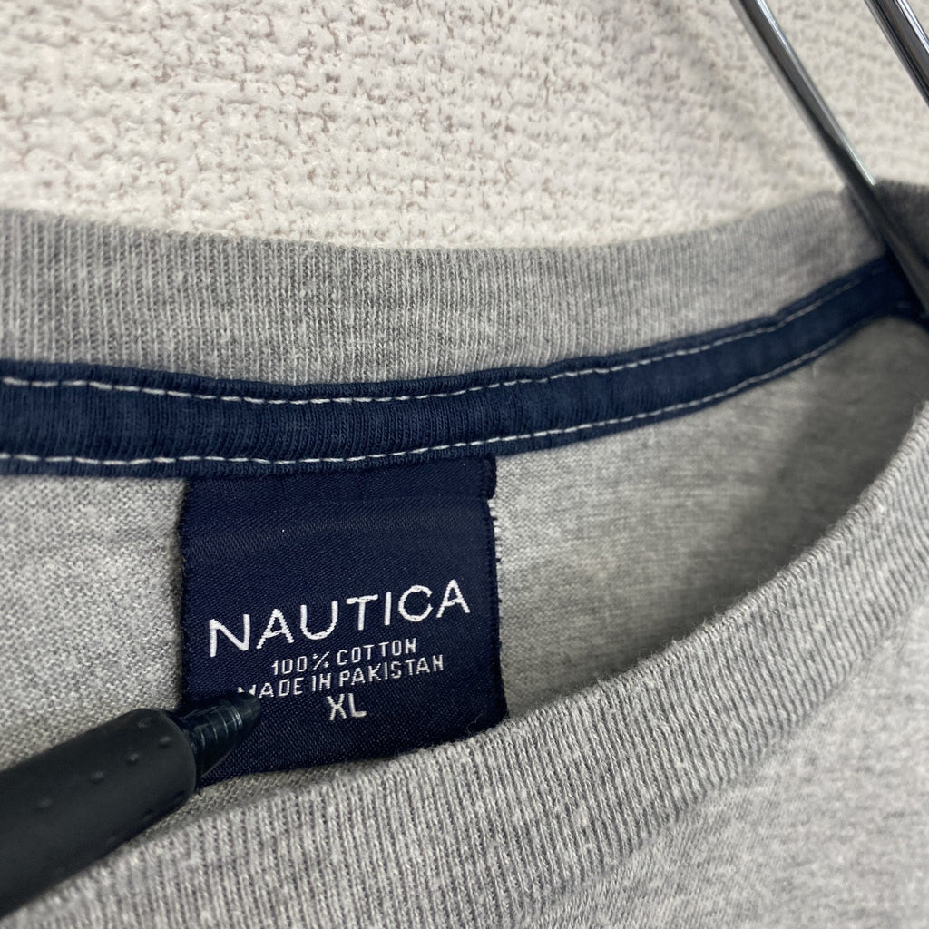 古着 used　NAUTICA　長袖プリントTシャツ　クルーネック　カジュアルデザイン　ノームコア　グレー　レトロ　XLサイズ